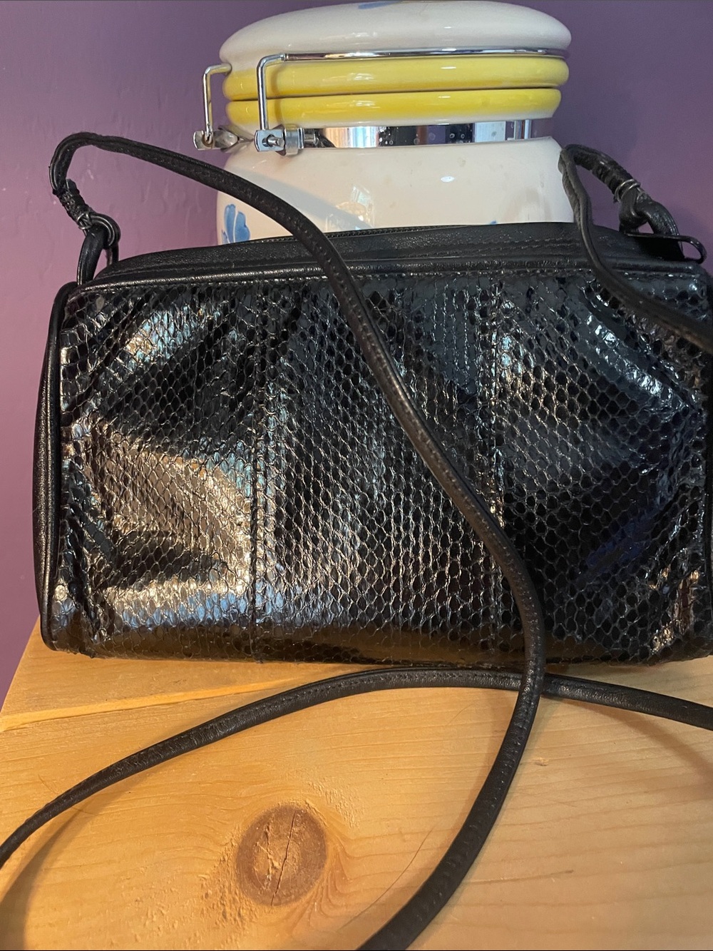 VTG LORD & TAYLOR GENUINE SNAKESKIN BAG